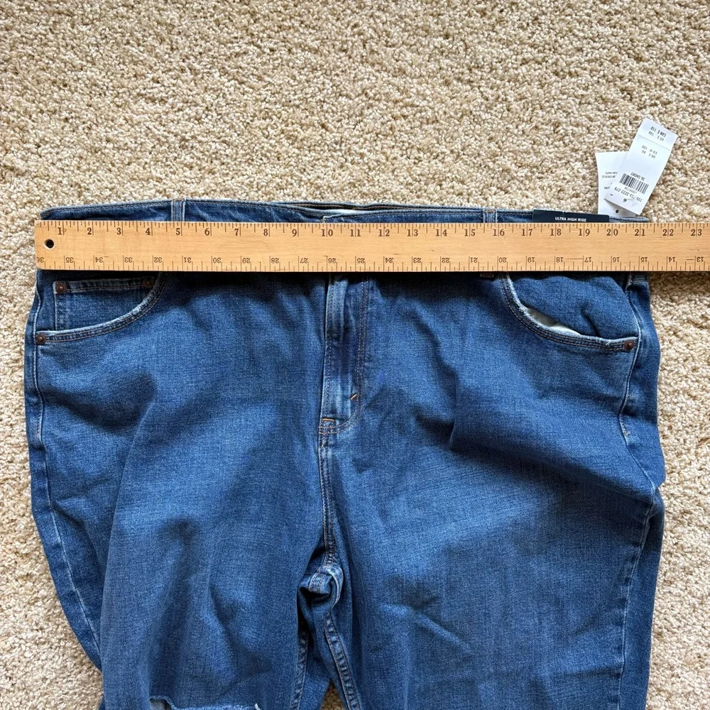 Abercrombie & Fitch The Ankle Straight Ultra High Rise Jeans 36/22S Curve Love‎